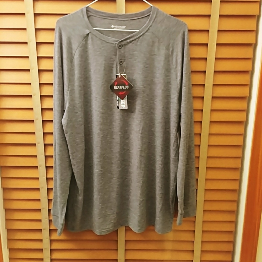 Heatkeep gray long sleeve men's Henley shirt. L
